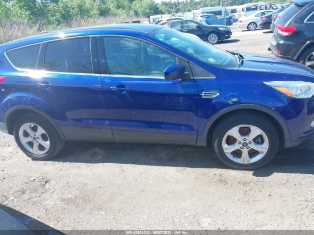 1FMCU9GX2GUC47933 Ford ESCAPE SE