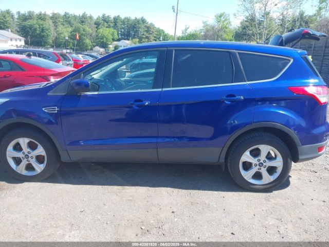 1FMCU9GX2GUC47933 Ford ESCAPE SE