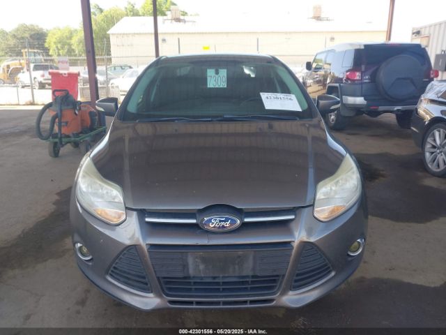 1FADP3F28EL267275 Ford FOCUS SE