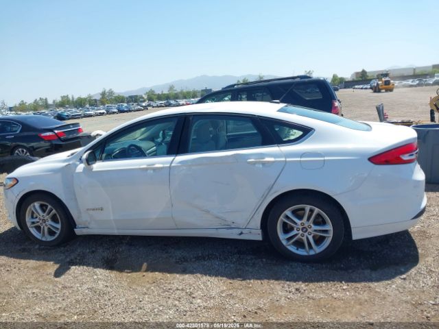 3FA6P0LU2JR261268 Ford Fusion Hybrid Se