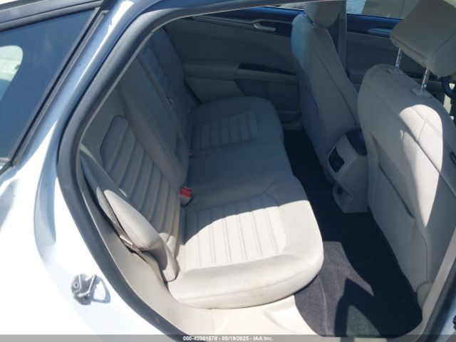 3FA6P0LU2JR261268 Ford Fusion Hybrid Se