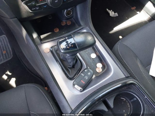 2C3CDXBG1HH556897 Dodge Charger Se Rwd