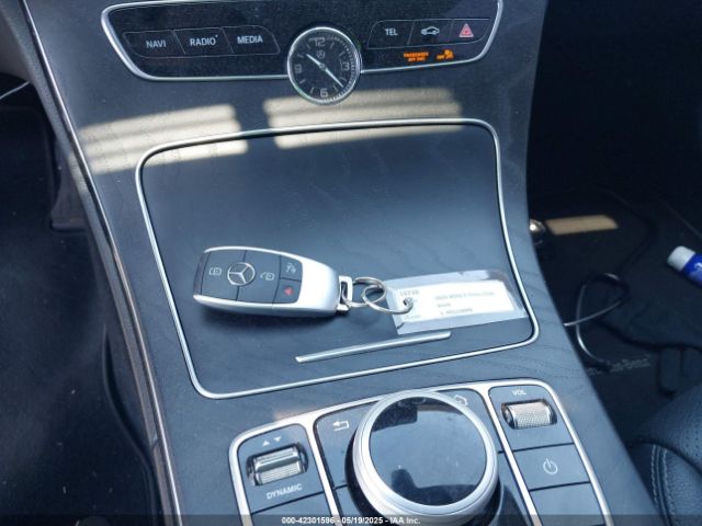 W1KWF8DB6MR644368 Mercedes-Benz C 300 Sedan