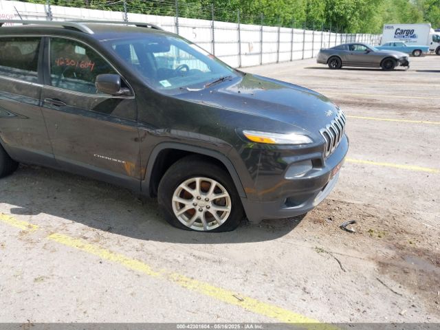 1C4PJMCS3EW184984 Jeep Cherokee Latitude