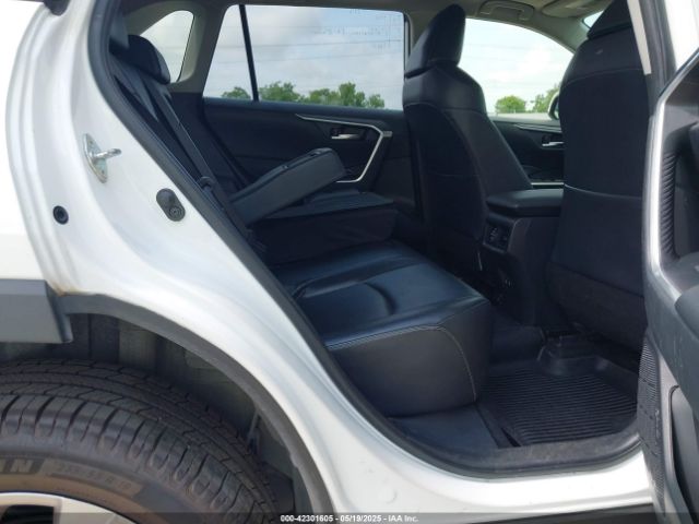 JTMA1RFV8KD507846 Toyota Rav4 Xle Premium