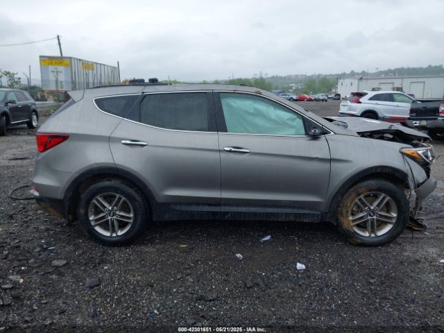 5NMZUDLB0HH009017 Hyundai Santa Fe Sport 2.4l