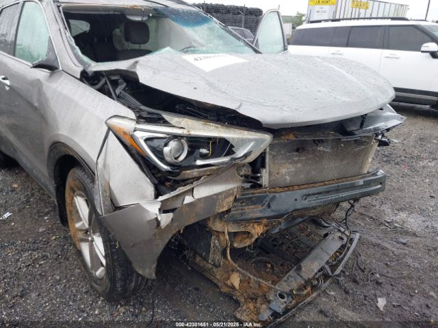 5NMZUDLB0HH009017 Hyundai Santa Fe Sport 2.4l
