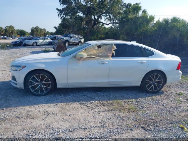 LVY992MK6JP031811 Volvo S90 T6 Momentum