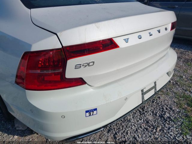 LVY992MK6JP031811 Volvo S90 T6 Momentum