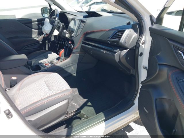2022 SUBARU FORESTER JF2SKAJC3NH416927 Photo 4