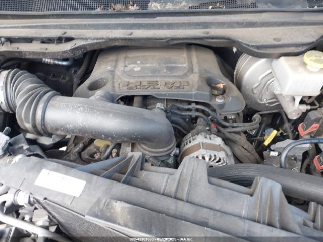 2019 RAM 1500 1C6SRFFT1KN607931 Photo 9