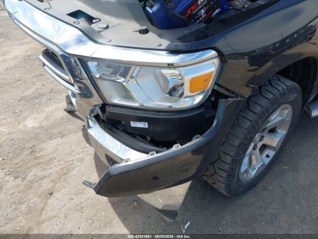 2019 RAM 1500 1C6SRFFT1KN607931 Photo 5