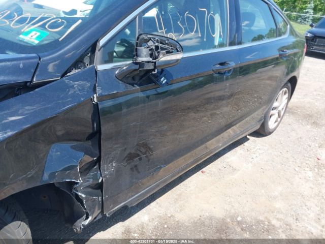 3FA6P0HD9GR272138 Ford FUSION SE