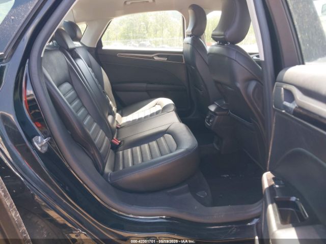 3FA6P0HD9GR272138 Ford FUSION SE