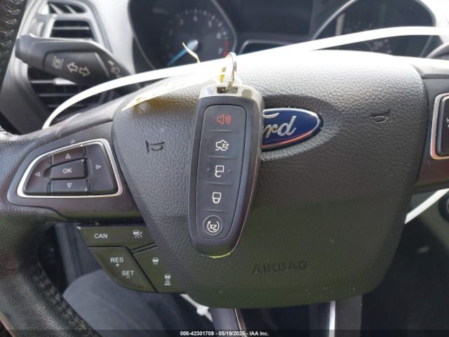 2019 FORD ESCAPE 1FMCU0HD3KUB46747 Photo 10