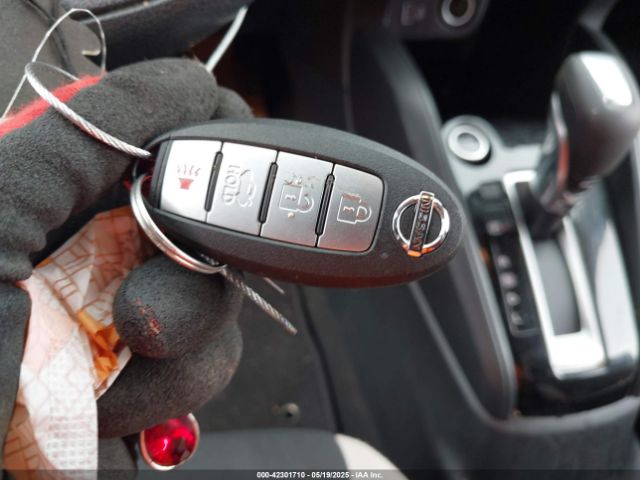 3N1CN8EV7ML920530 Nissan Versa Sv Xtronic Cvt