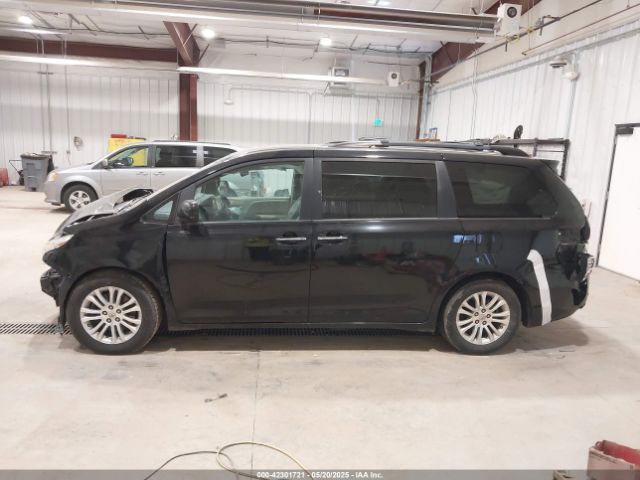 5TDYK3DC0FS668602 Toyota Sienna Xle Premium 8 Passenger