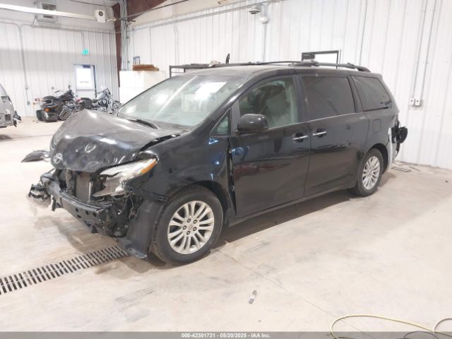 5TDYK3DC0FS668602 Toyota Sienna Xle Premium 8 Passenger