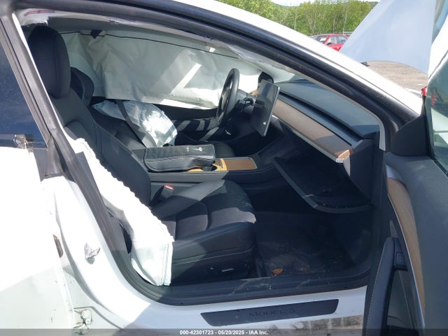 2023 TESLA MODEL 3 5YJ3E1EA8PF575061 Photo 4