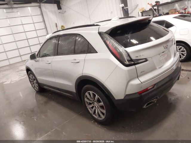 2021 CADILLAC XT4 1GYFZFR49MF013321 Photo 2