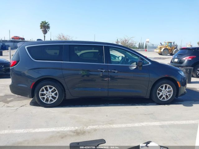 2C4RC1FG7LR222666 Chrysler Pacifica Touring