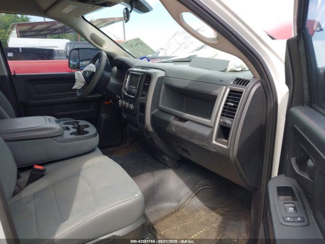 1C6RR6FT0JS139477 RAM 1500 Tradesman  4x2 6'4 Box