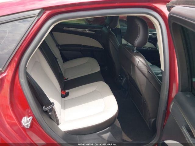 3FA6P0HD3KR250581 Ford FUSION SE