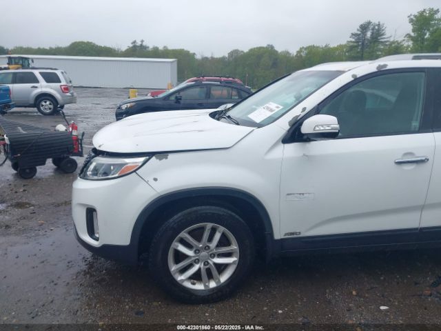 5XYKTDA6XFG556345 KIA SORENTO LX