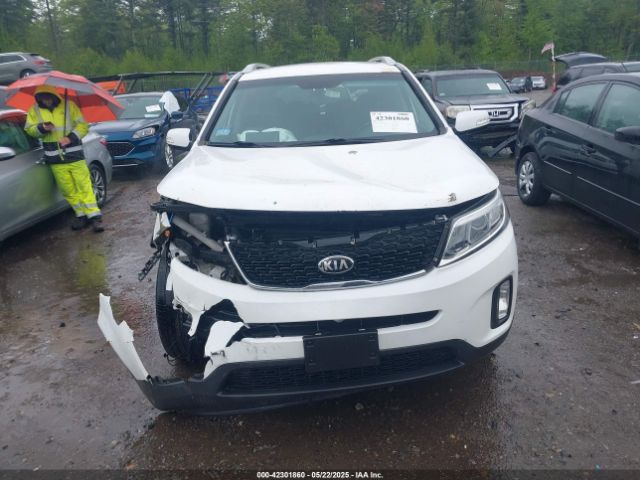5XYKTDA6XFG556345 KIA SORENTO LX