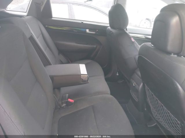 5XYKTDA6XFG556345 KIA SORENTO LX
