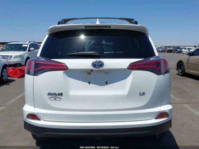 JTMZFREV5JJ727547 Toyota RAV4 LE