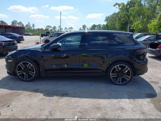 WP1AA2AYXPDA01076 Porsche Cayenne Platinum Edition