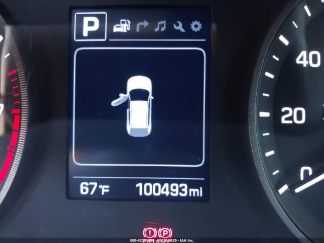 KM8J33A42HU413326 Hyundai Tucson Se Plus