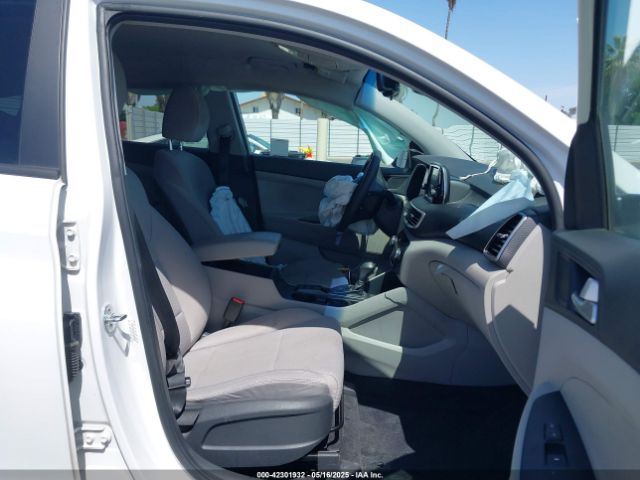 KM8J33A41MU293190 Hyundai Tucson Value