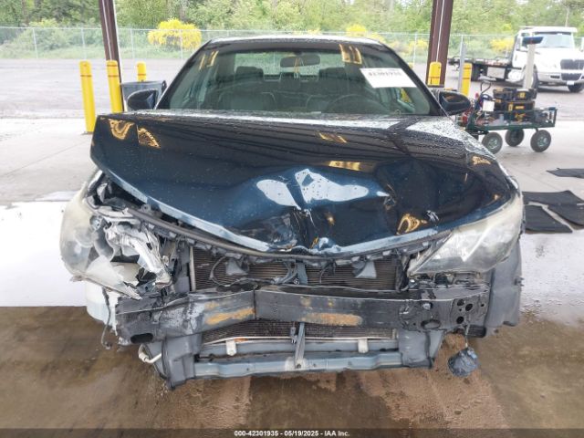 4T1BF1FK1EU400389 Toyota CAMRY SE