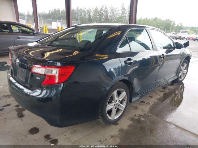 4T1BF1FK1EU400389 Toyota CAMRY SE