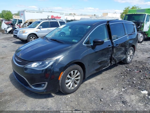 2018 CHRYSLER PACIFICA 2C4RC1FG7JR279124 Photo 1