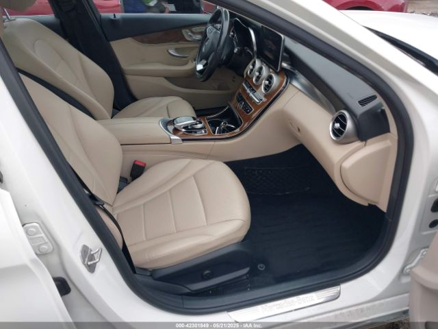 55SWF4KB1FU025139 Mercedes-Benz C 300 4matic/luxury 4matic/sport 4matic