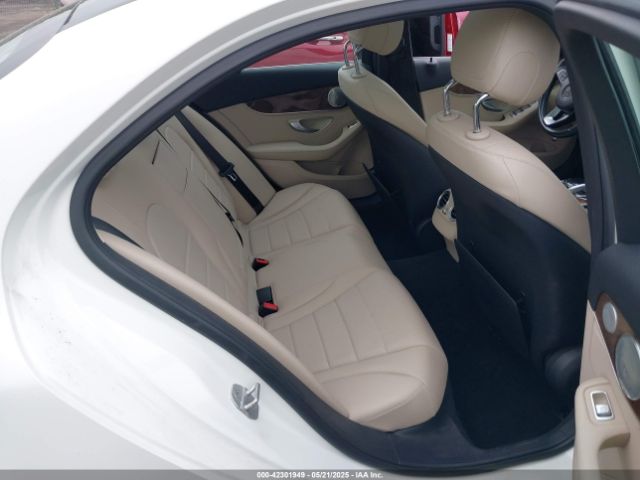 55SWF4KB1FU025139 Mercedes-Benz C 300 4matic/luxury 4matic/sport 4matic