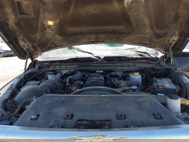 2016 RAM 2500 3C6UR5PL4GG230111 Photo 9