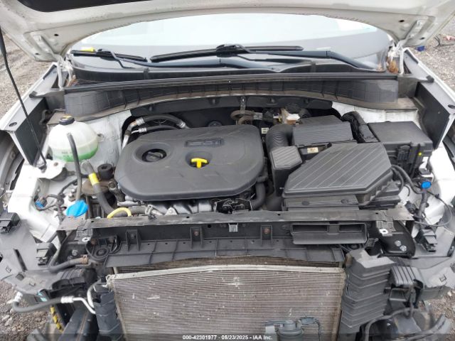 KM8J2CA41JU807280 Hyundai TUCSON SE
