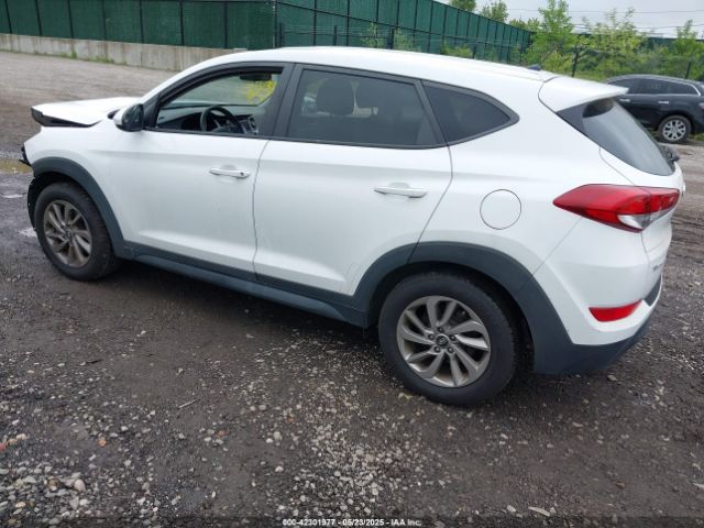 KM8J2CA41JU807280 Hyundai TUCSON SE