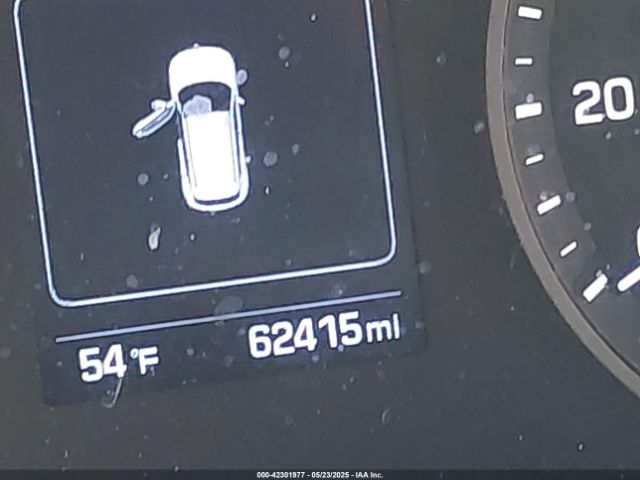 KM8J2CA41JU807280 Hyundai TUCSON SE