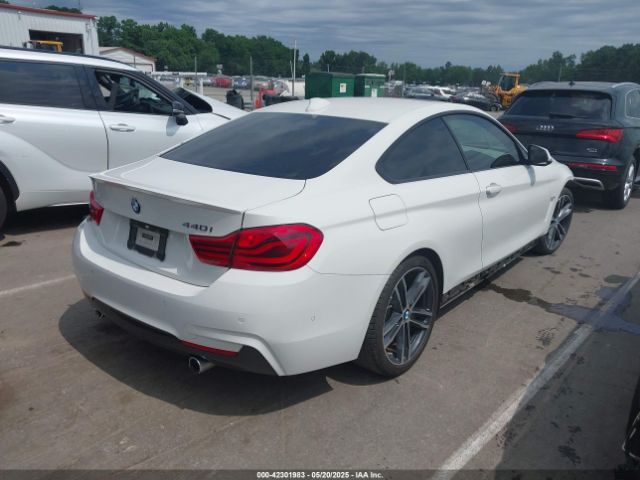 2019 BMW 440I WBA4W7C57KAG52658 Photo 3