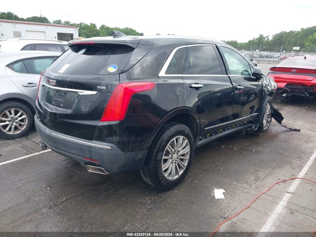 2017 CADILLAC XT5 1GYKNBRS8HZ182994 Photo 3