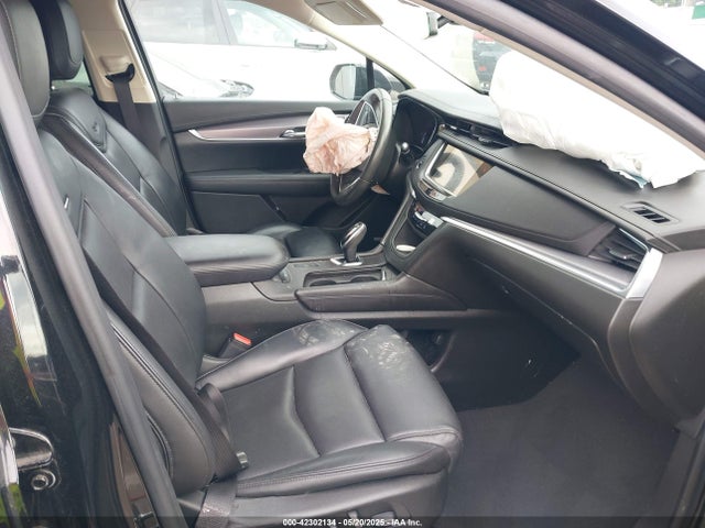 2017 CADILLAC XT5 1GYKNBRS8HZ182994 Photo 4