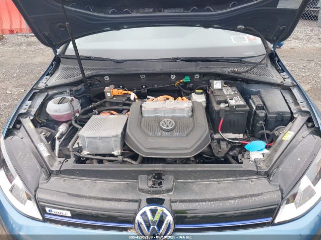 WVWKP7AU7GW916034 Volkswagen E-golf Se