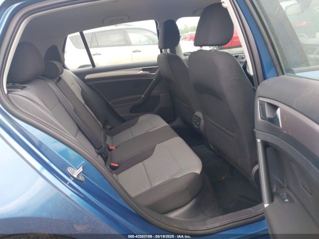 WVWKP7AU7GW916034 Volkswagen E-golf Se