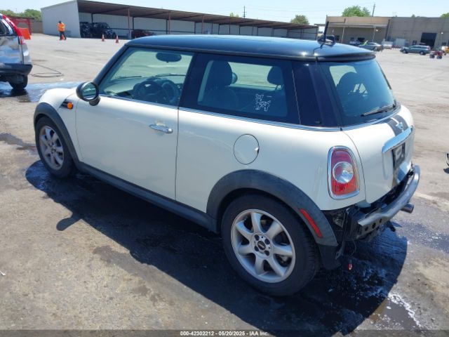 2013 MINI HARDTOP WMWSU3C59DT544374 Photo 2