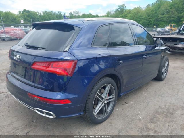 2018 AUDI SQ5 WA1C4AFY6J2102360 Photo 3